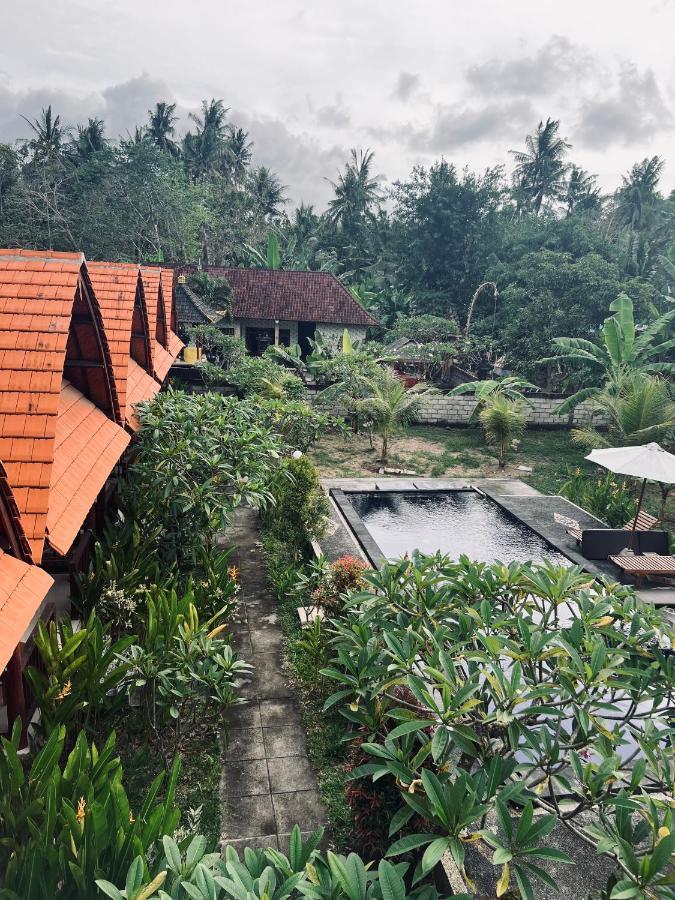 Sindhu Mesari Bungalow Toyapakeh Exteriör bild