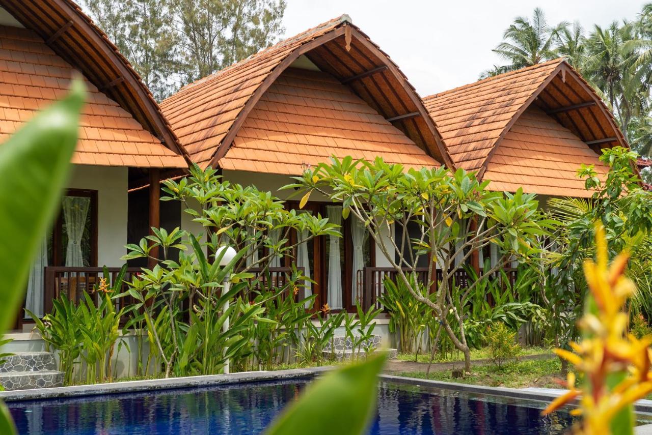 Sindhu Mesari Bungalow Toyapakeh Exteriör bild