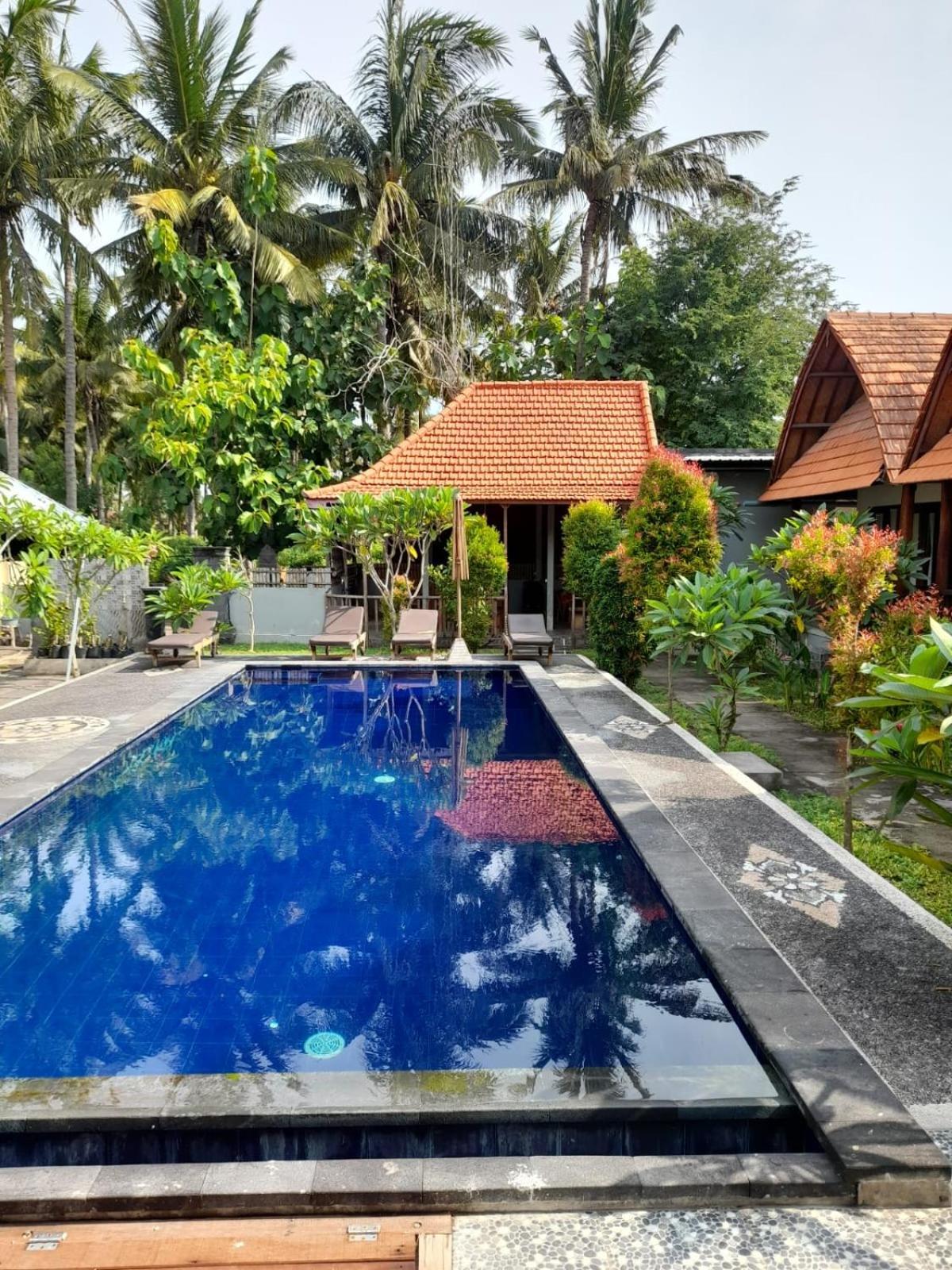Sindhu Mesari Bungalow Toyapakeh Exteriör bild